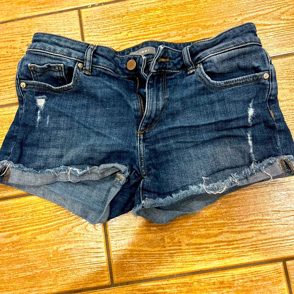 Cuffed jean shorts